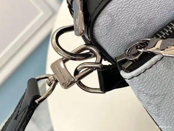 Frstbag ru DISTRICT VUITTON LOUIS 0630